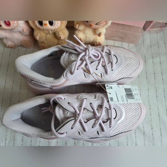 Adidas Originals Ozweego “Ice Purple” – Women’s 6 BNWT - Picture 3 of 7